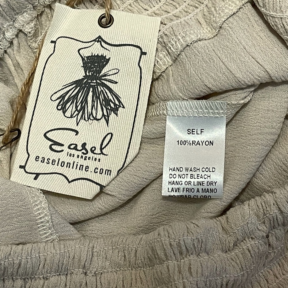 Easel "Fresh Air" Wide Legged Ruffled Bottom Pants - Picture 11 of 12